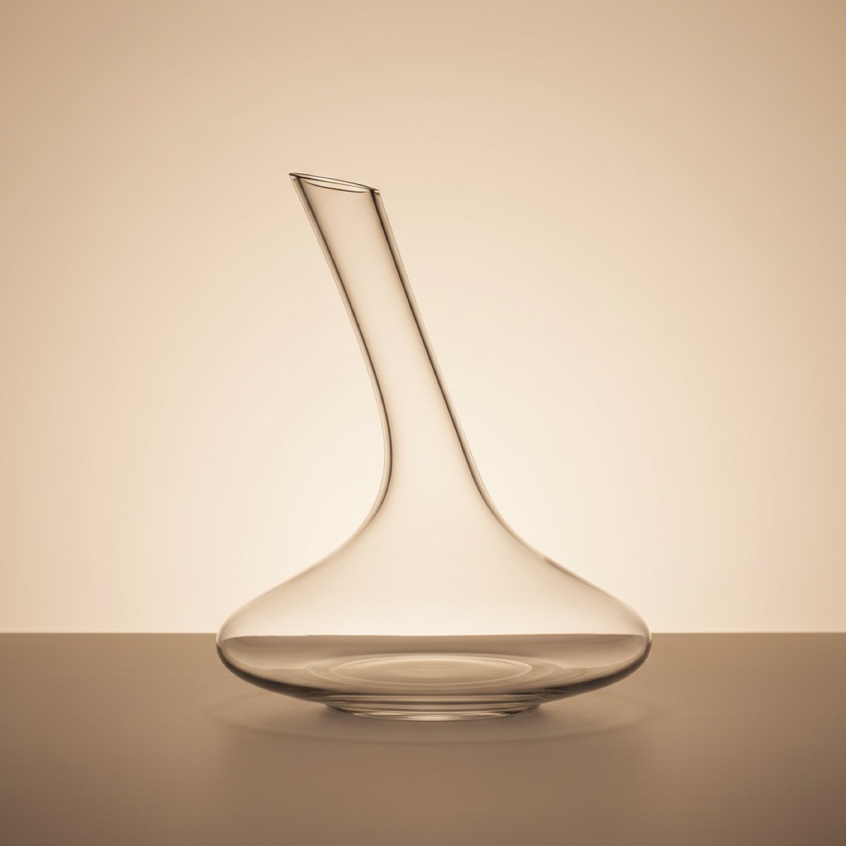 Crystal wine decanter